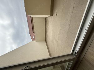 3 camere l a cateva minute de hotel IQ - imagine 4