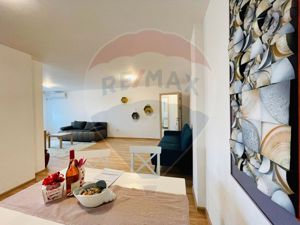 Apartament 2 camere de închiriat, termen lung, în Faleza Nord