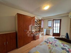 Apartament cu o camera, aer conditionat ,zona Badea Cartan