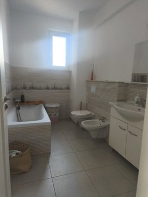 Apartament 4 camere de inchiriat, 100mp, etaj 3, centru Radauti - imagine 7