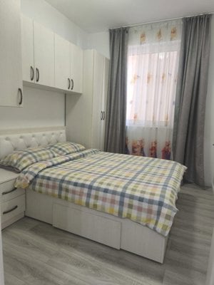 Apartament 4 camere de inchiriat, 100mp, etaj 3, centru Radauti - imagine 14