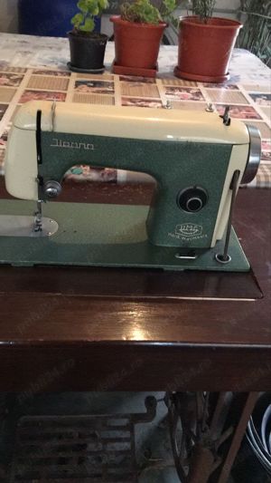 vand masina de cusut