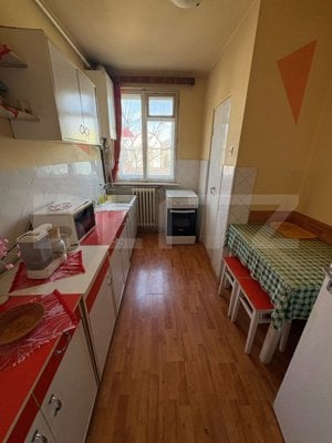 Apartament 3 camere, 64 mp, etaj 3, zona Intrarea Pinului - imagine 4