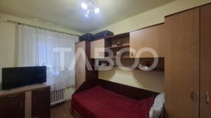 Apartament 3 camere de vanzare decomandat 50 mp zona Vasile Aaron - imagine 3