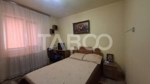 Apartament 3 camere de vanzare decomandat 50 mp zona Vasile Aaron - imagine 11