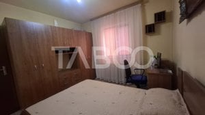 Apartament 3 camere de vanzare decomandat 50 mp zona Vasile Aaron - imagine 4