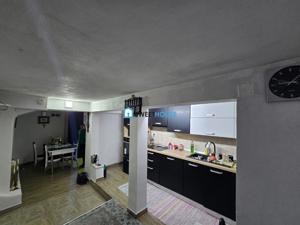 Apartament cu patru camere de inchiriat la casa - imagine 8