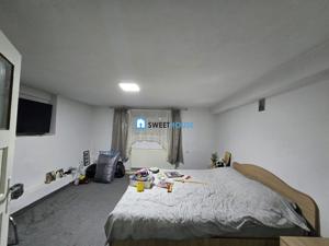 Apartament cu patru camere de inchiriat la casa - imagine 12