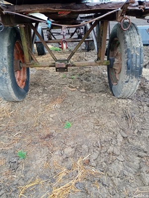 vand  sau schimb remorca  cu roata 5  - imagine 4