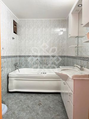 Vila de vanzare pe Malul Crisului, strada Facliei Oradea - imagine 10