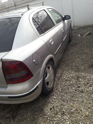 Vand / Dezmembrez Opel - imagine 3