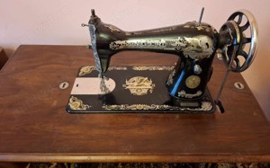 Masina de cusut SINGER