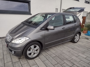 Mercedes Benz A-180  Anf 08.2011, Benzină 1.699 cm  , 6,2 l 100km, 124.800km -