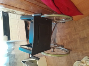 carucior pentru  persoane  cu dizabilități 