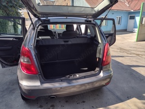 Mercedes Benz A-180  Anf 08.2011, Benzină 1.699 cm  , 6,2 l 100km, 126.800km - - imagine 8