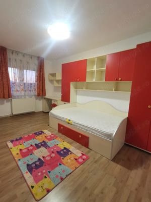  Proprietar închiriez apartament cu 4 camere. Tractorul, la Cerna - imagine 3