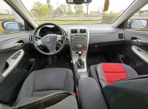 Toyota Corolla sedan D-4D full option - negociabil - imagine 8