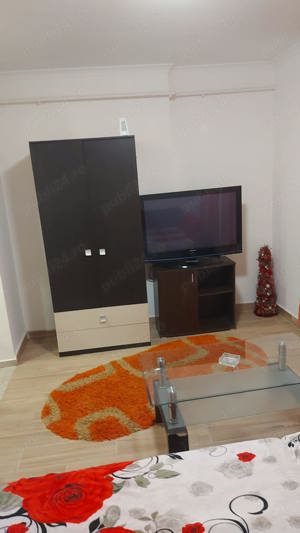   Proprietar773967789ofer spre închiriere o garsoniera (studio) 270 euro - imagine 6