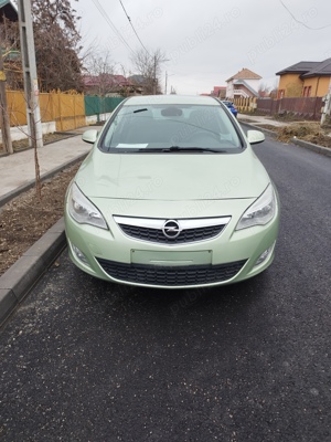 Opel Astra 2011
