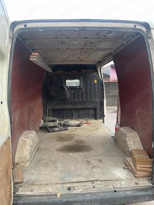 Vând autoutilitara marca Ford Transit - imagine 4