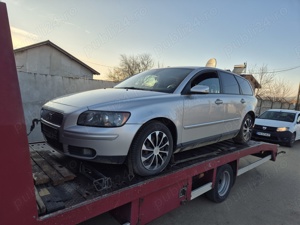 Dezmembrez Volvo V50 2.0 și 2.4 diesel  - imagine 2