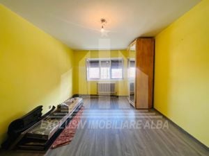 Apartament cu 2 camere decomandate la etajul 1, Santimbru - imagine 2