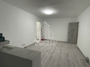 Apartament de vanzare  renovat complet Dambovita - imagine 2