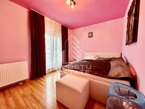 Duplex cu 4 camere situat la asfalt, in zona Planetelor - imagine 6