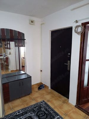 Închiriez apartament - imagine 7