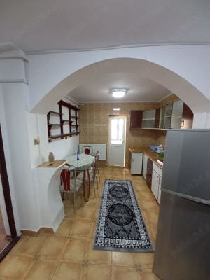 Închiriez apartament - imagine 3