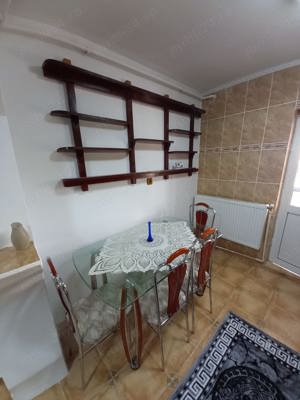 Închiriez apartament - imagine 9