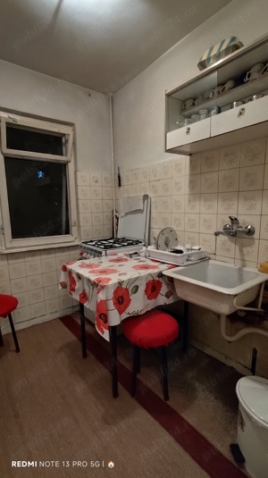 Apartament 3 camere zona Lămaita-Vest - imagine 4