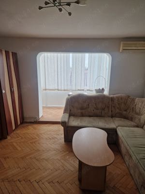 PROPRIETAR! Apartament cu doua camere in zona Buziasului - imagine 4