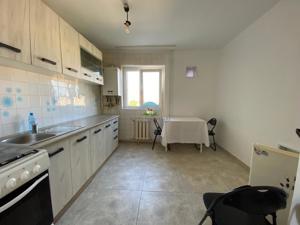 Apartament de vanzare cu 3 camere, decomandat, Manastur, Cluj Napoca - imagine 8