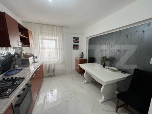 Apartament 3 camere, decomandat, 86 mp, zona-Rovine-Petre Ispirescu - imagine 4