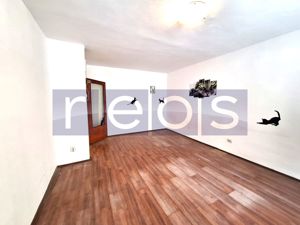 63000 EURO | GARSONIERA SPATIOASA BLOC 1985 - imagine 2