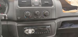 Skoda Fabia 1.2 BENZINA - imagine 6 Skoda Fabia 1.2 BENZINA - imagine 6