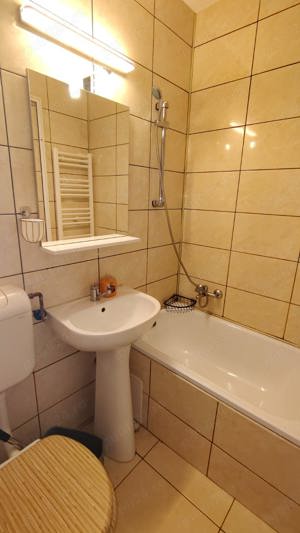 Inchiriez apartament cu 1 camera complet mobilat si utilat - imagine 4