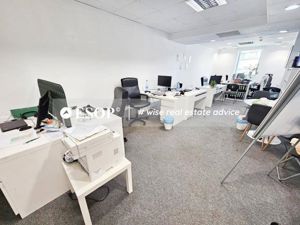 0% comision! Inchiriere birouri Unirii, 352 - 1038 mp, ID 1473 - imagine 15 0% comision! Inchiriere birouri Unirii, 352 - 1038 mp, ID 1473 - imagine 15