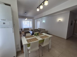 Apartament 3 camere in Centru cu gradina proprie