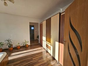 Apartament 2 camere,2 balcoane,Zona Scoala Generala Andrei Saguna