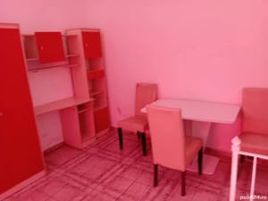 garsoniera curte - imagine 3