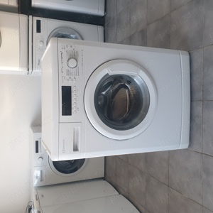 Reducere 1oo lei.  Masina de spălat rufe Bauknecht    Whirlpool. 