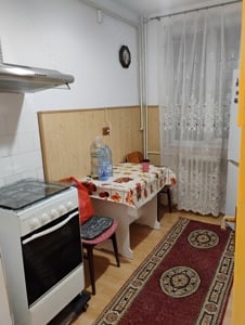 Închiriez apartament  - imagine 5