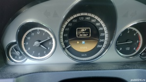 Mercedes E cupe  - imagine 5