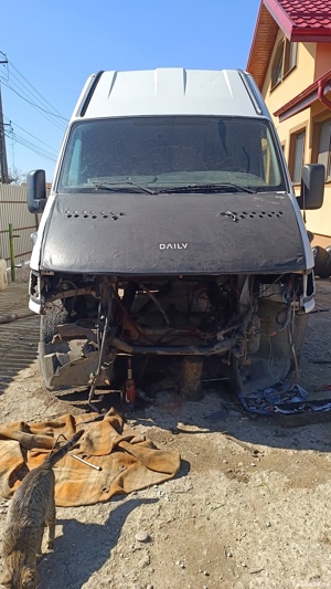 dezmembrez Iveco 2.3 - imagine 1
