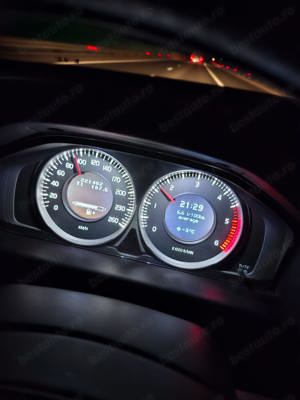 Vând Volvo XC 60  Diesel, D3 - imagine 4