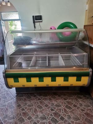 Vitrine frigorifice pentru mezeluri și congelate - imagine 2