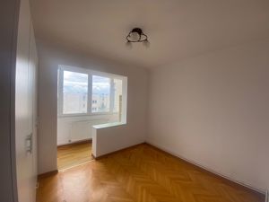 Unirii - Vanzare apartament 3 camere - Str. Iosif Hodos - imagine 5