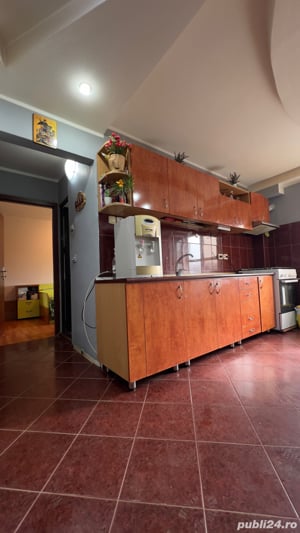 PARTICULAR vand apartament 2 camere cu 2 balcoane 